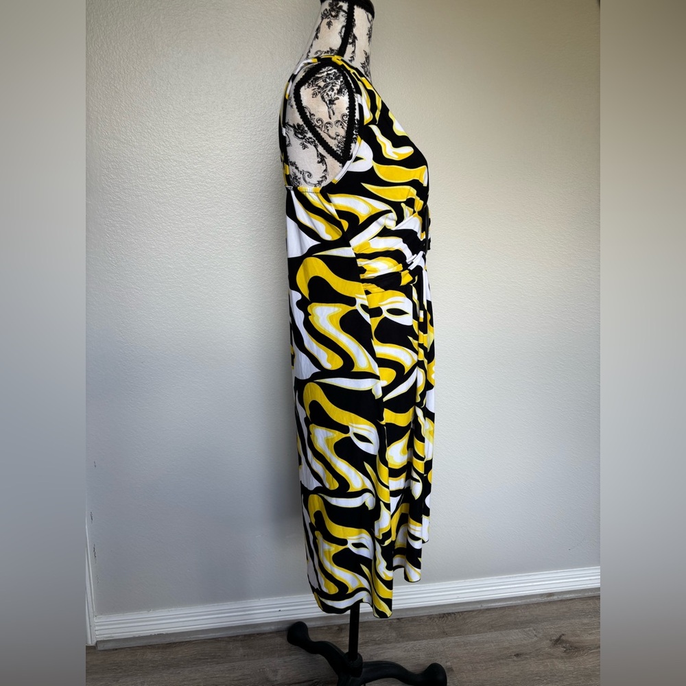 Jon & Anna Yellow Black White Abstract Print V-Neck Midi Dress - Picture 3 of 12